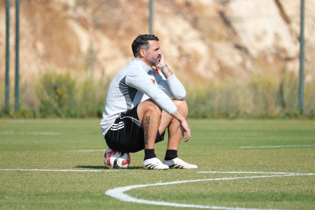 Hatayspor’da teknik direktör değişikliği yaşandı. Yaklaşık 2,5 aydır takımın başında