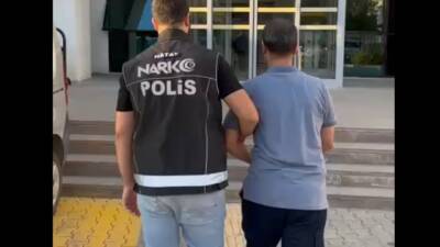 Hatay Emniyet Müdürlüğü ekipleri, aranan şahıslara yönelik yürüttükleri çalışmalar kapsamında