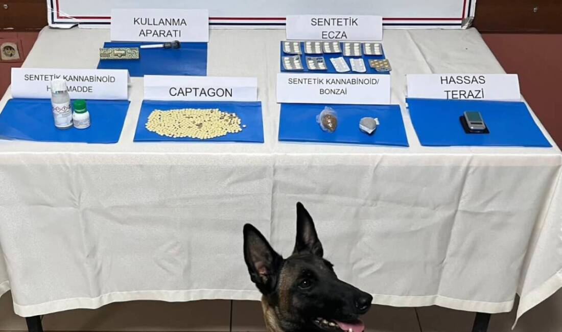 Hatay’da Zehir Tacirlerine Darbe: 1 Tutuklama Hatay’ın İskenderun ilçesinde jandarma ekiplerince düzenlenen uyuşturucu operasyonunda çok sayıda