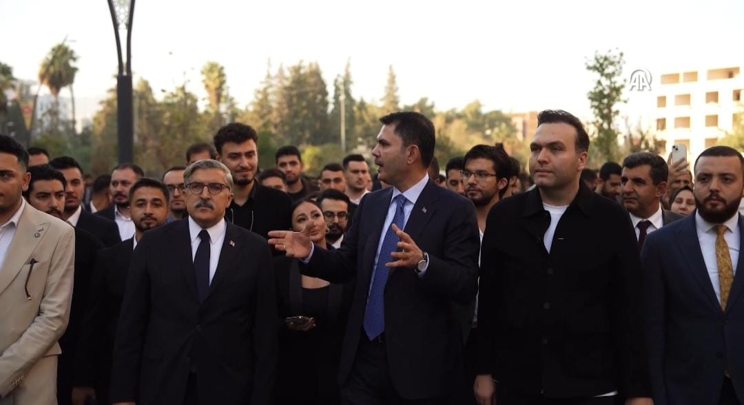 Çevre, Şehircilik ve İklim Değişikliği Bakanı Murat Kurum, AK Parti