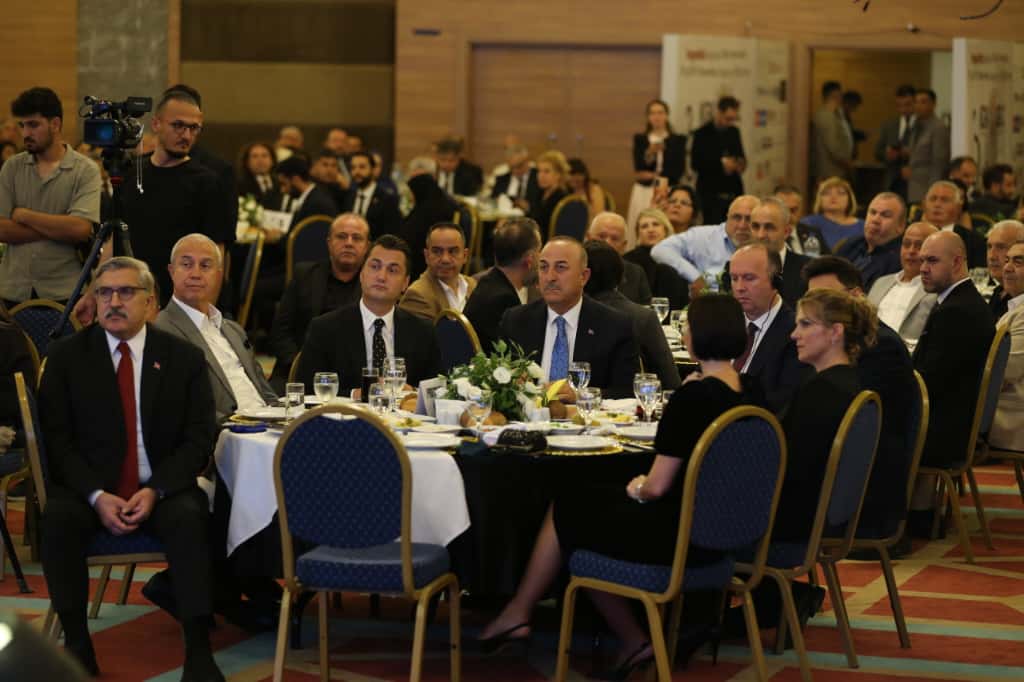 Küresel Gazeteciler Konseyi tarafından düzenlenen “5. Küresel Başarı Ödülleri” ile