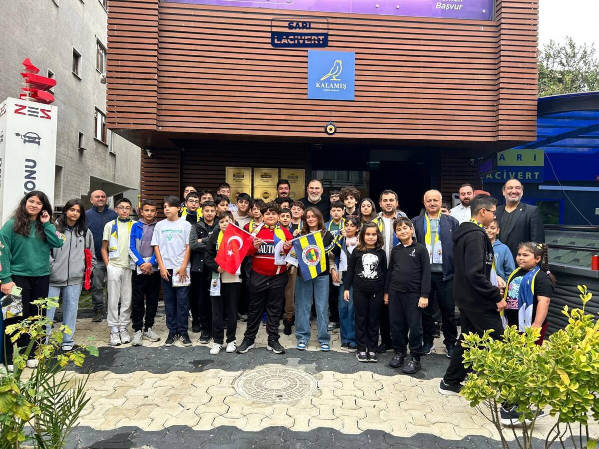 Hatay Dörtyol’da Sarı Lacivert Derneği tarafından kurulan çadırkentte başlayan dayanışma