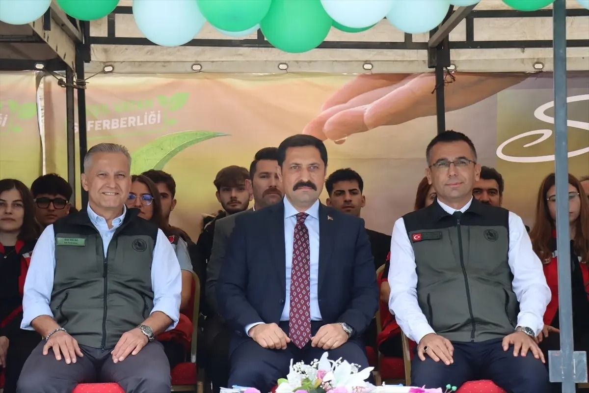 11 Kasım Milli Ağaçlandırma Günü dolayısıyla Hatay başta olmak üzere