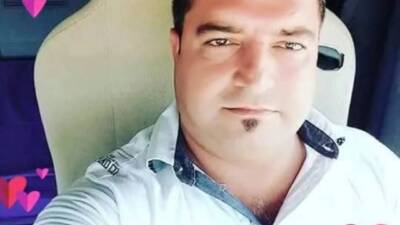 Arsuz ilçesi Hacıahmetli Mahallesinden Canan Horoz adlı genç, çalışmak üzere