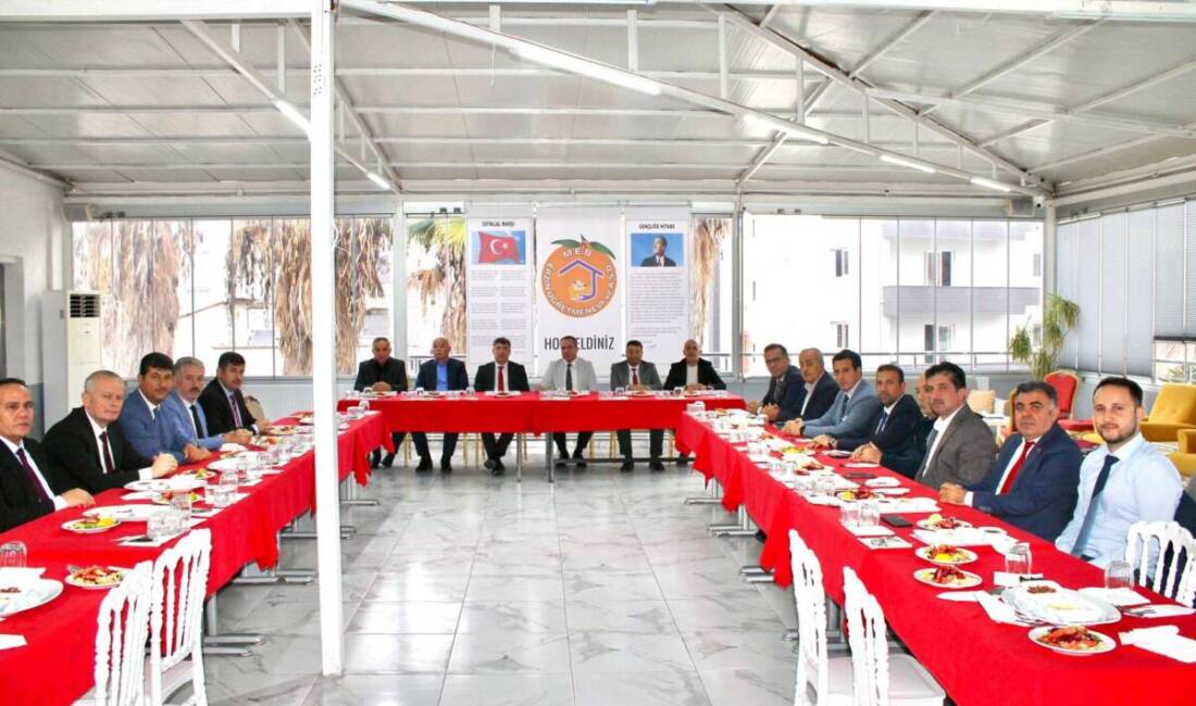 Eğitimde Yeni Dönem Planlaması Erzin’de Masaya Yatırıldı Hatay İl Millî Eğitim Müdürü Dr. Harun Tüysüz, Kasım ayı