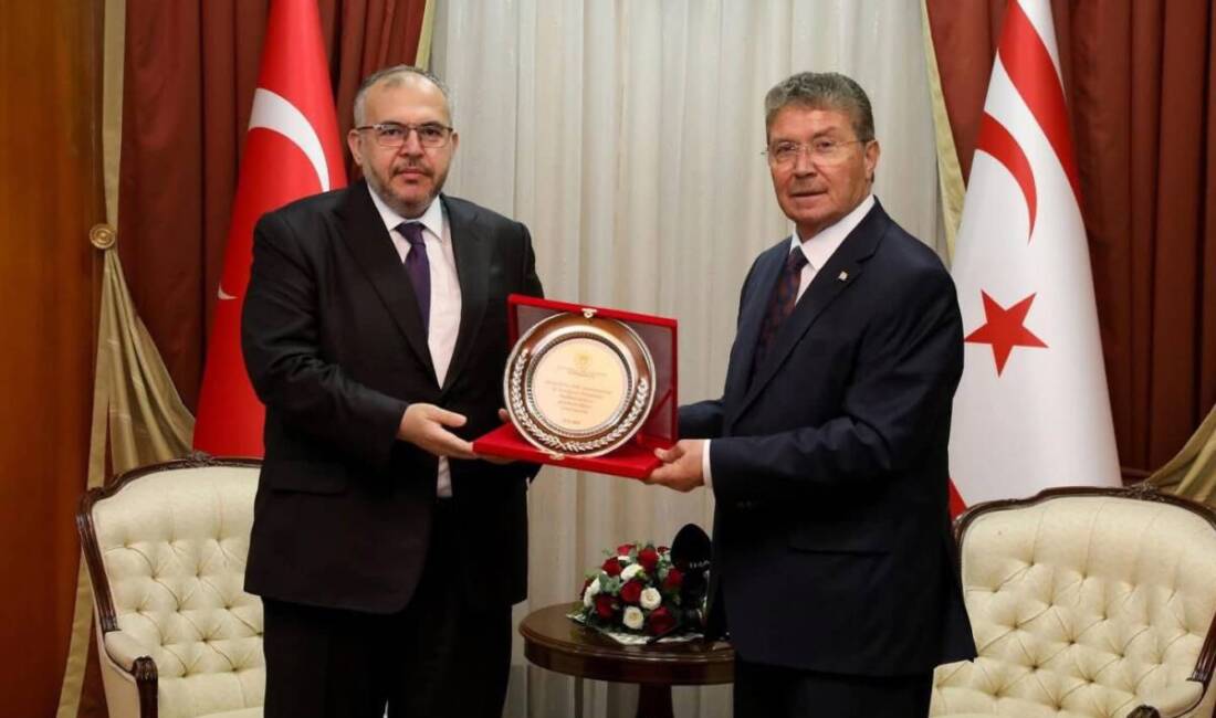 Çalışkan’dan KKTC Başbakanı Üstel’e Ziyaret Saadet Partisi Hatay Milletvekili Necmettin Çalışkan, Genel Başkan Yardımcısı Fatih