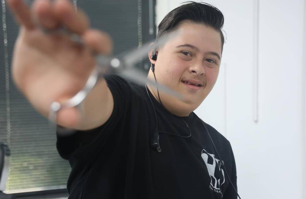 Hatay’da yaşayan 16 yaşındaki down sendromlu Şükrü Dağlı, 8 aydır