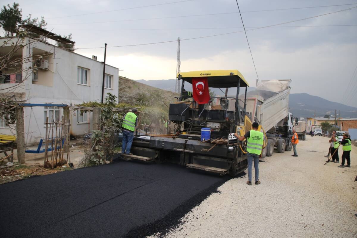 Hatay Büyükşehir Belediyesi (HBB), şehrin yüksek kesimlerinde ve eğimli mahallelerde