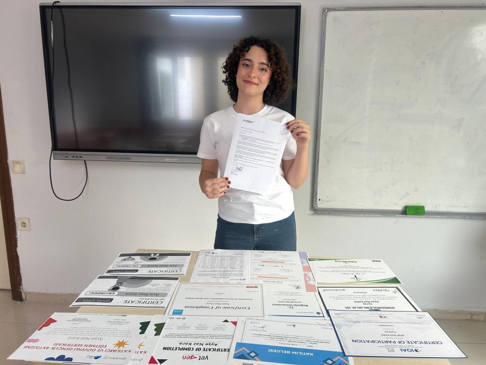 Hatay’da yaşayan ve Copernicus Bilim Olimpiyatı’nda soruların hepsini doğru yanıtlayarak