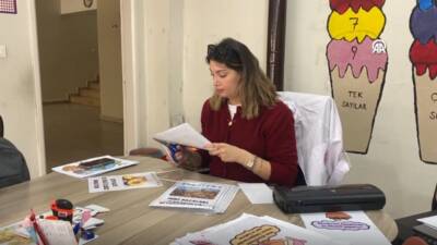 Hatay’ın Arsuz ilçesinde görev yapan sınıf öğretmeni Tutku Demir, 2