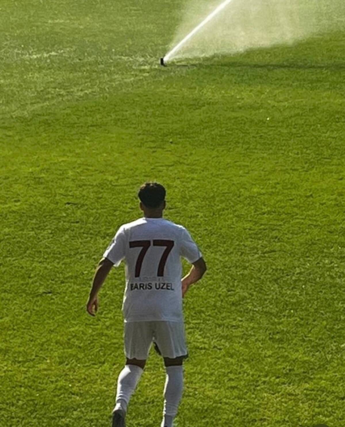 Hatayspor’da kaleci Bekaj’ın eski ve numarası değiştirilmiş formayla maça çıkmasının