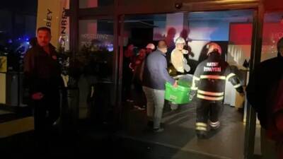 Hatay’ın Belen ilçesinde dün akşam saatlerinde 7 katlı bir apartmanın