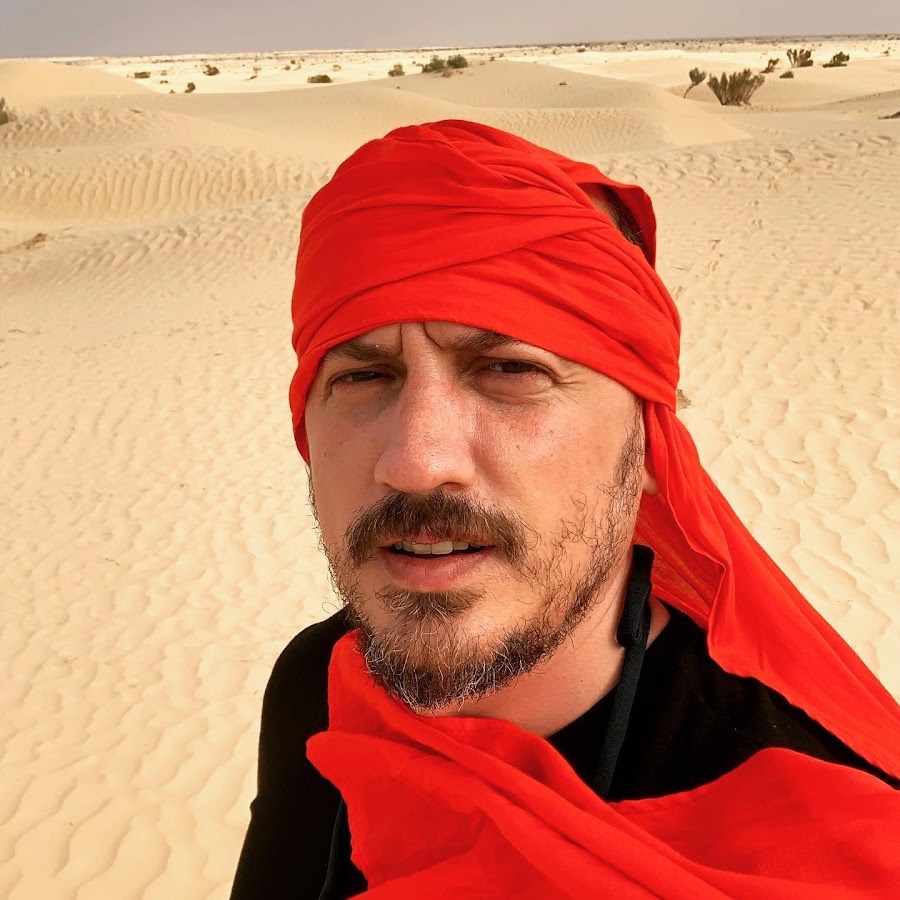 Dünyanın farklı ülkelerini gezerek deneyimlerini YouTube kanalında paylaşan Fatih Koparan,