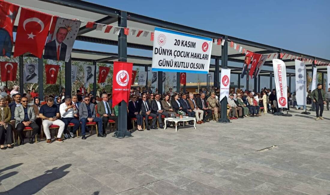 Hatay Valiliği tarafından Dünya Çocuk Hakları Günü kapsamında Atatürk Bulvarı’ndaki