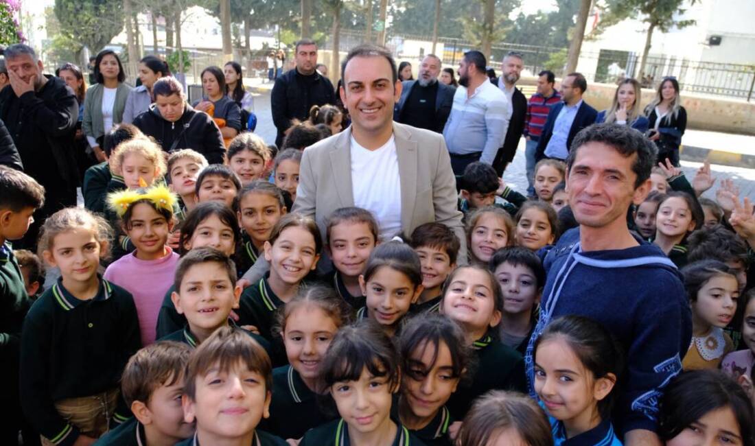 “Dünya Çocuk Hakları Günü” kapsamında çocuklarla bir araya gelen Defne