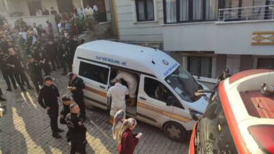   Kocaeli’nin Dilovası ilçesinde bulunan bir parfüm imalat tesisinde sabah