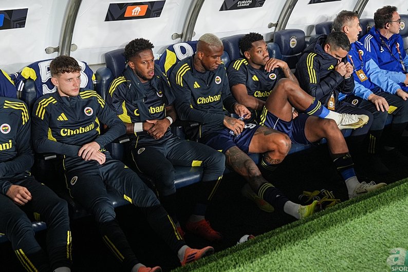 Fenerbahçe’de ara transfer dönemi yaklaşırken flaş bir gelişme yaşandı. Sarı-lacivertliler,