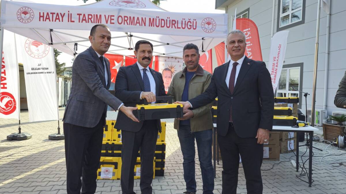 Hatay’da 6 Şubat depremlerinden etkilenen üreticilere yönelik destekler sürüyor. Bu