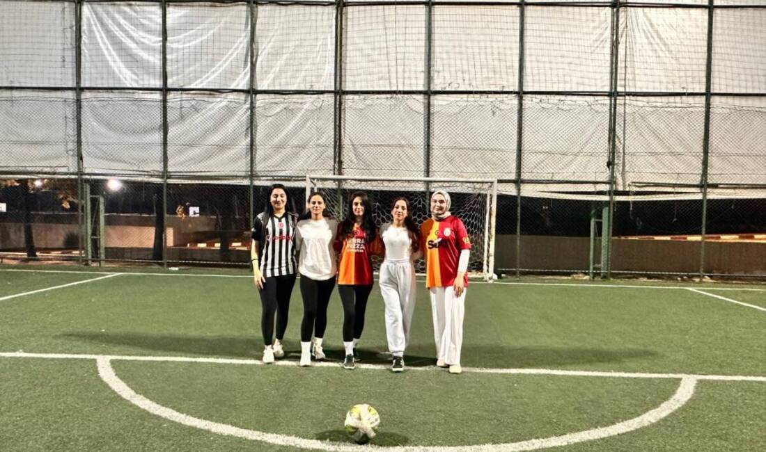 HMKÜ’lü Kız Öğrenciler Halı Sahada Buluştu Hatay Mustafa Kemal Üniversitesi, canlı ve hareketli kampüs yaşamıyla öğrencilerini