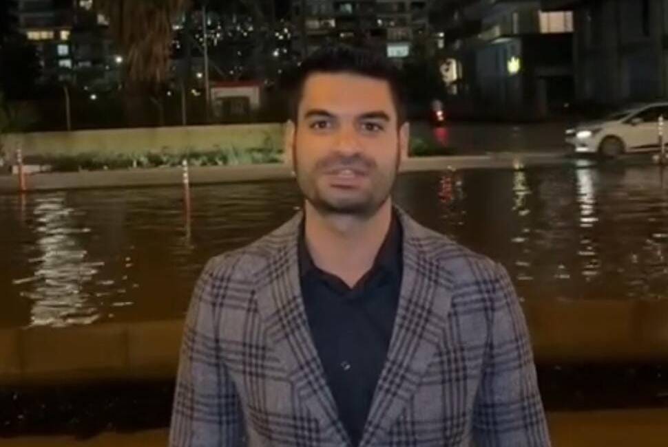 Hatay’ın İskenderun ilçesinde etkili olan şiddetli sağanak yağış kenti kısa