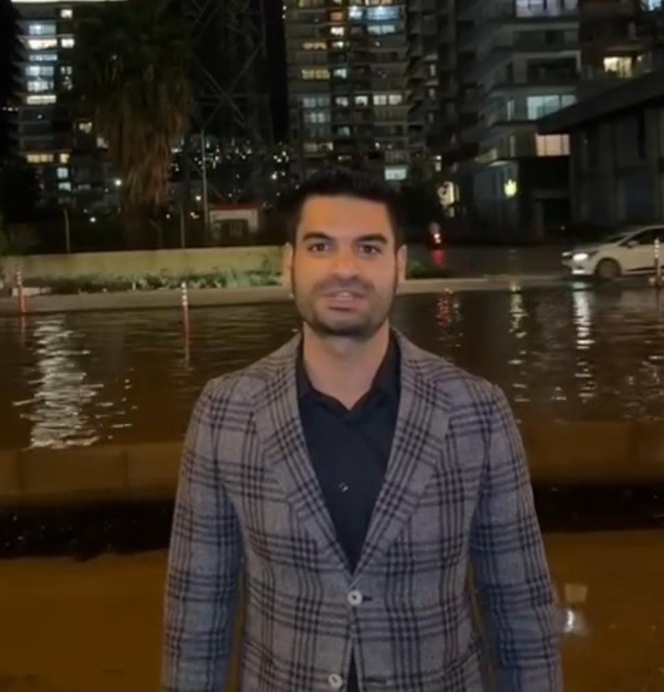 Hatay’ın İskenderun ilçesinde etkili olan şiddetli sağanak yağış kenti kısa