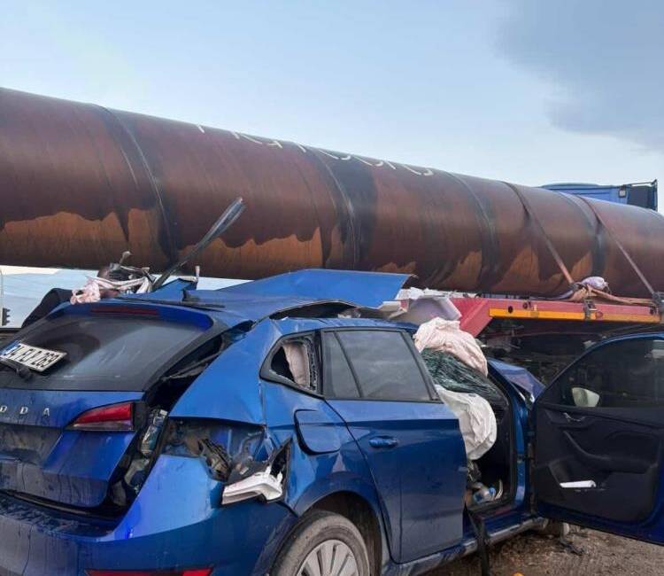 Kırıkhan–Antakya yolunda feci kaza Hatay’ın Belen ilçesinde Kırıkhan–Antakya yolu üzerinde meydana gelen trafik kazasında,