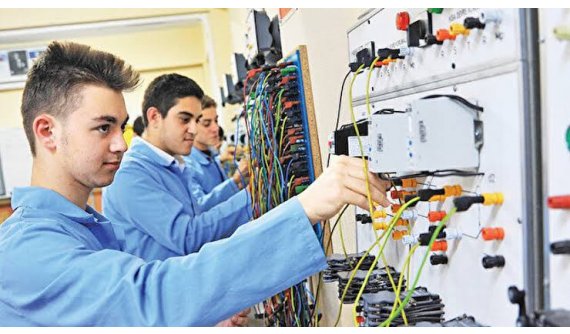 Milli Eğitim Bakanlığı’na bağlı meslek liseleri, artık sadece eğitim veren