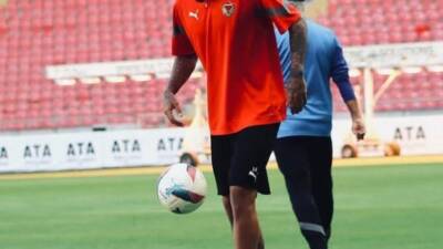 Hatayspor’da son haftalarda yaşanan krizlere bir yenisi daha eklendi. Takımın