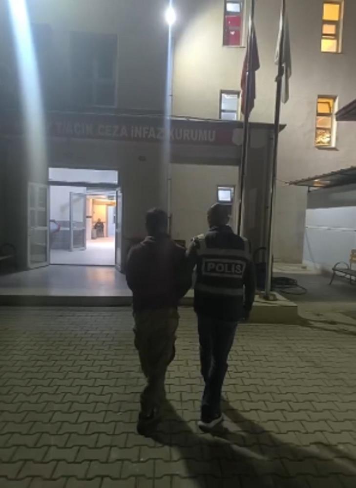 Hatay’ın Samandağ ilçesinde aranan şahısların yakalanmasına yönelik çalışmalar kapsamında kesinleşmiş