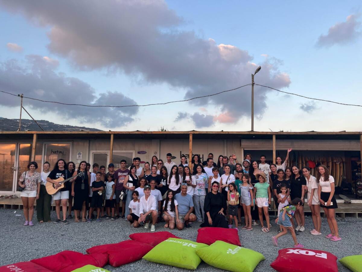 6 Şubat depremlerinin ardından yaşadıkları zorlu günleri geride bırakmaya çalışan