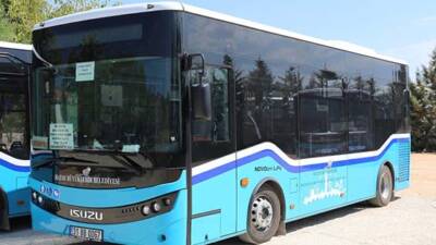Hatay’da süren yol ve üst geçit inşaatları, kent içi ulaşımı