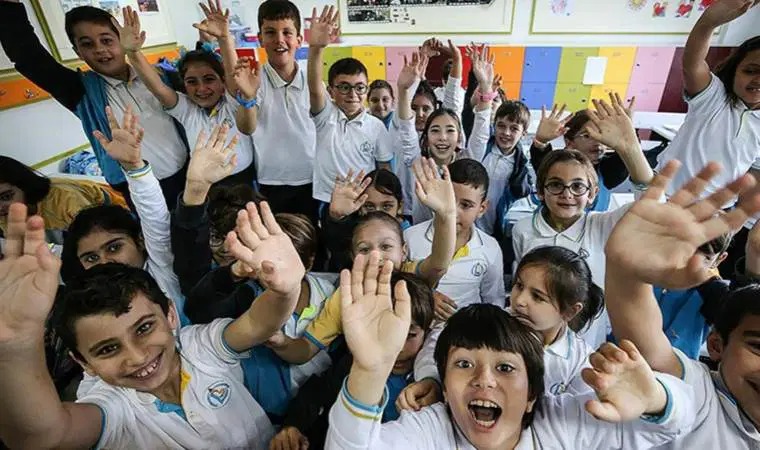 Milli Eğitim Bakanı Yusuf Tekin, okullarda son yıllarda uygulanan ara