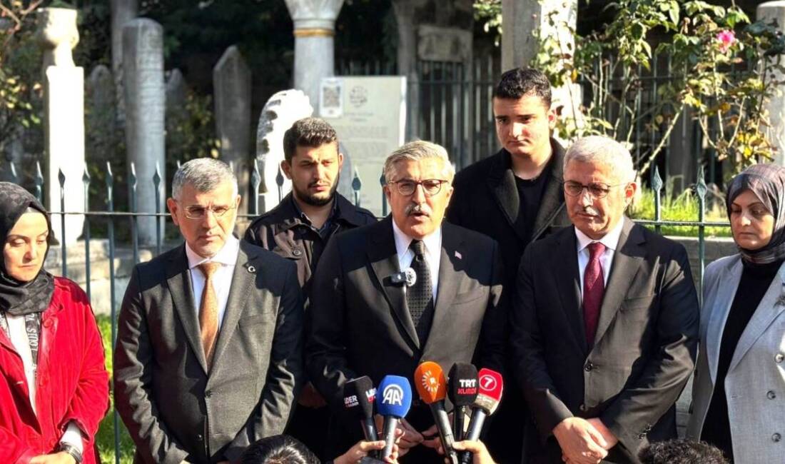 Yayman’dan Sezai Karakoç’un Kabrine Ziyaret AK Parti Genel Başkan Yardımcısı, Kültür ve Sanat Politikaları Başkanı