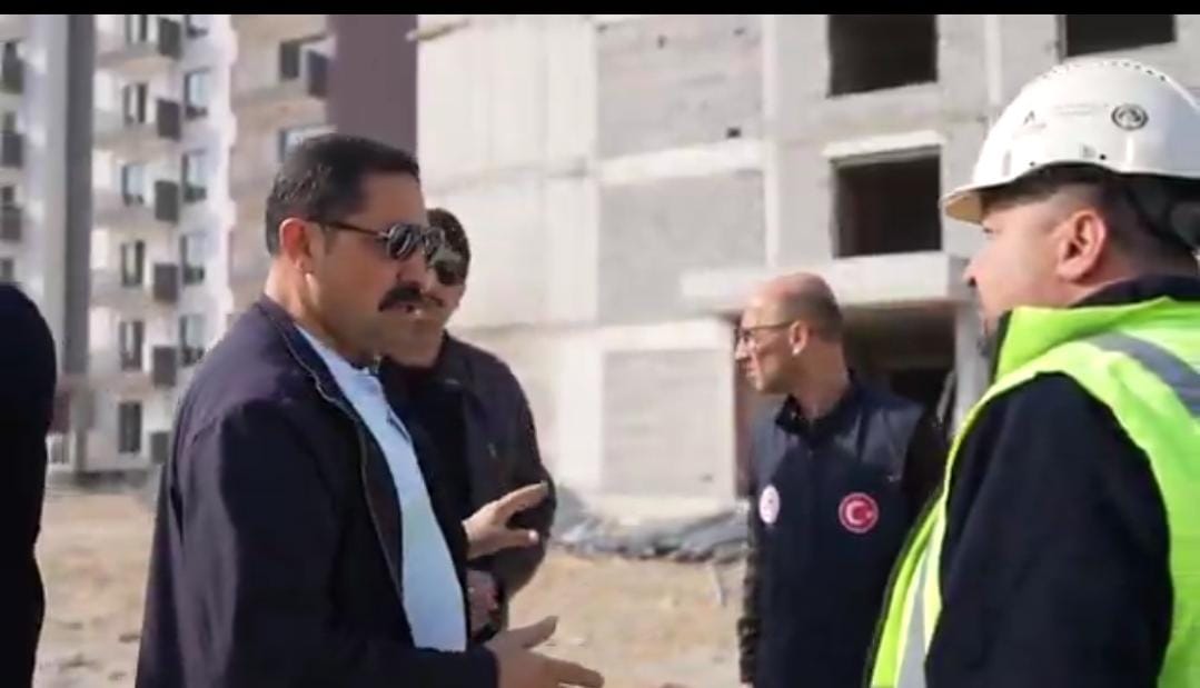 Yerinde Dönüşüm Hızla İlerliyor: Vali Sahada Hatay Valisi Mustafa Masatlı, Antakya ilçesinde Yerinde Kentsel Dönüşüm Projesi