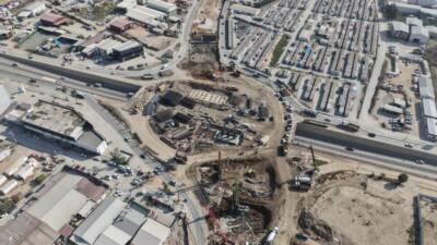 Hatay Valisi Mustafa Masatlı, Antakya’da deprem sonrası hız kazanan ulaşım