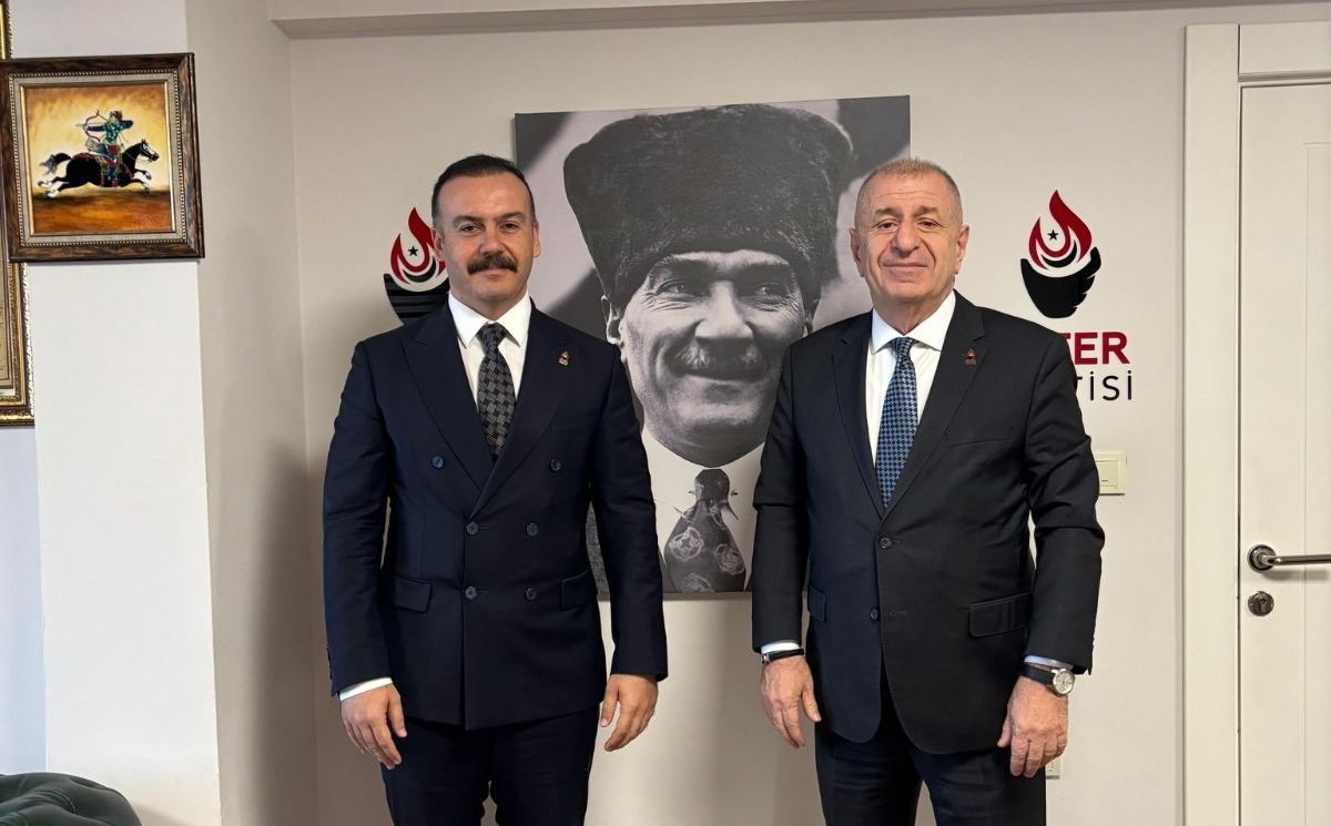 Zafer Partisi Genel Başkanı Ümit Özdağ, Hatay İl Başkanlığı görevine