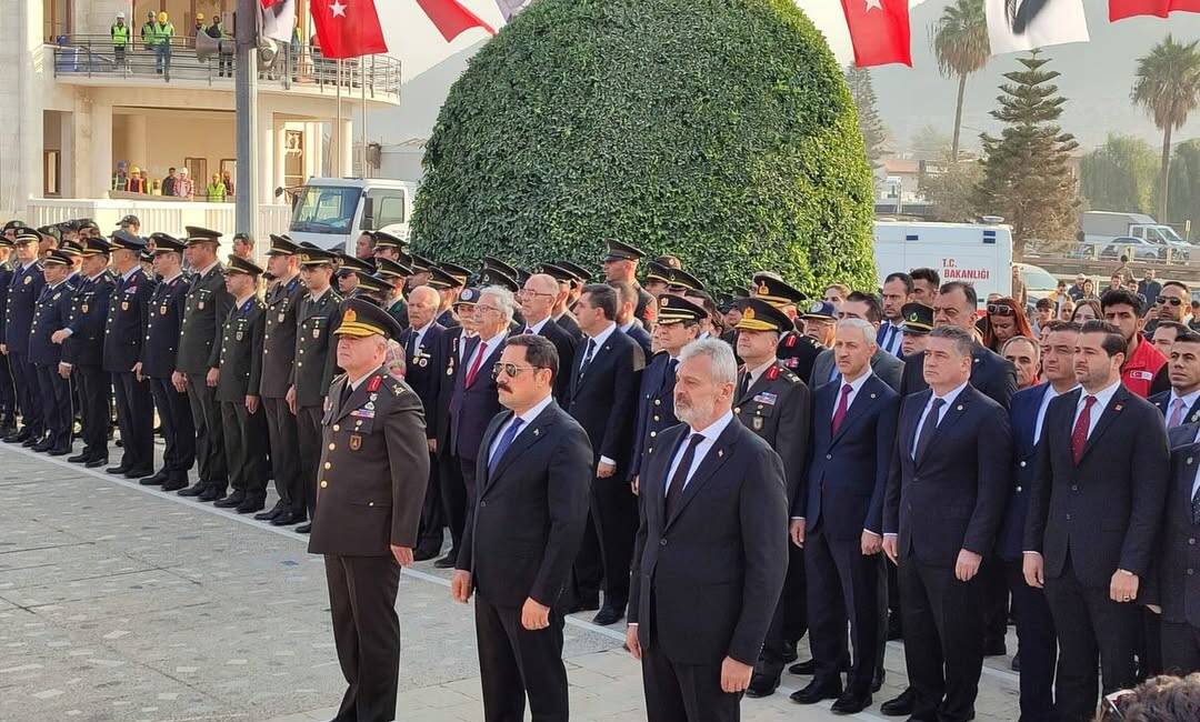 Türkiye Cumhuriyeti’nin kurucusu Gazi Mustafa Kemal Atatürk, ebediyete intikalinin 87.