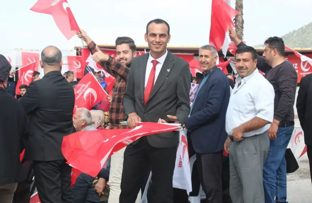 Yeniden Refah Partisi (YRP) Hatay İl Gençlik Kolları Başkanı Nadir