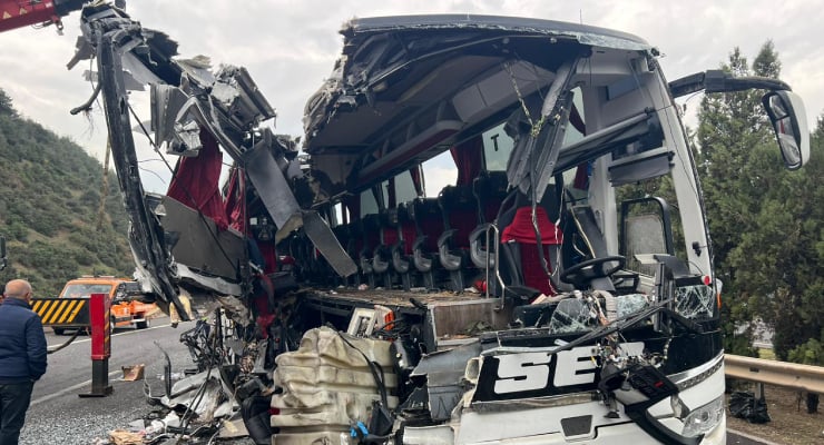 Yürek yakan kaza: Çok sayıda ölü ve yaralılar var Osmaniye’nin Bahçe ilçesi yakınlarında, Tarsus-Adana-Gaziantep (TAG) Otoyolu’nda gece saatlerinde