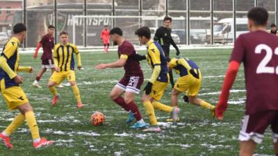 Hatayspor’un 3 golünü de Mustafa Çınar attı