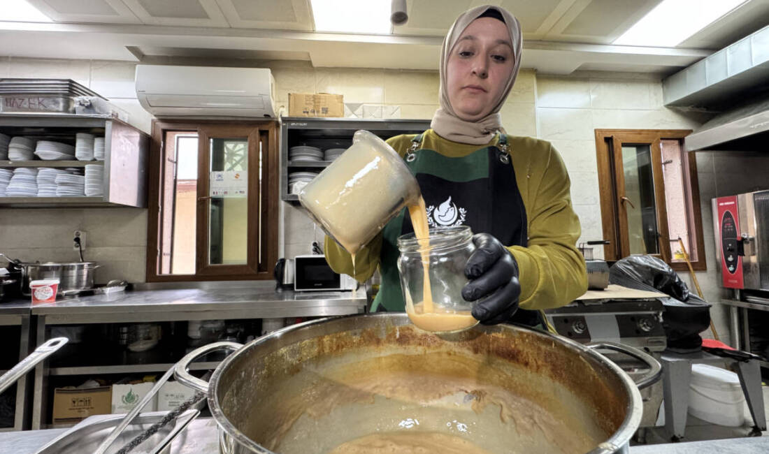 Hataylı Kadınların Süt Reçeli Yurt Dışına Göz Kırpıyor Gastronomi kenti Hatay’da, kadın kooperatifi üyesi kadınların ürettiği süt reçeli,