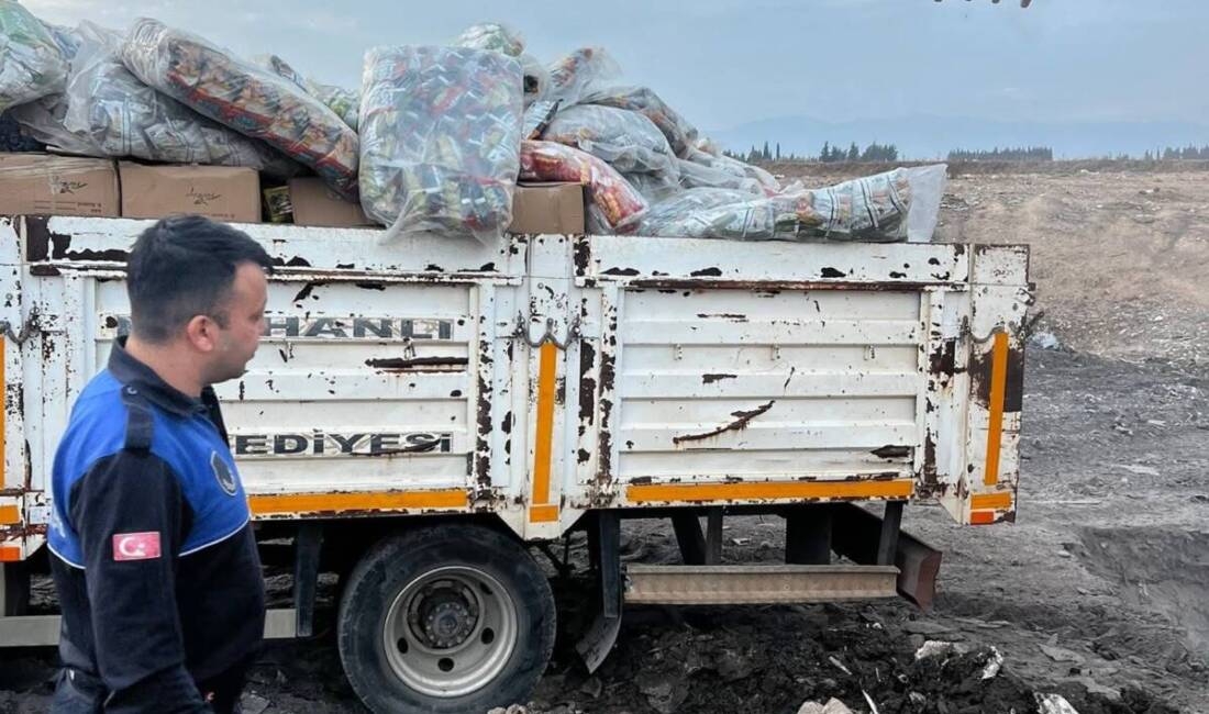 Reyhanlı’da Market Denetiminde Şok! Marketlerde yapılan denetimlerde son kullanma tarihi geçmiş çikolata, cips ve