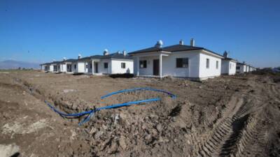 Hatay’da 6 Şubat 2023 depremlerinin ardından başlatılan kırsal konut hamlesi