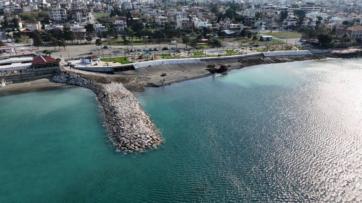 Hatay Büyükşehir Belediyesi, Başkan Mehmet Öntürk’ün talimatıyla Arsuz Karaağaç Mahallesi