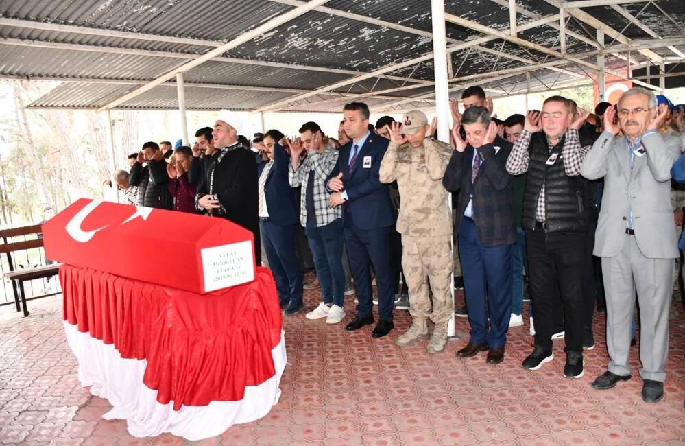 Mardin’de görev yaparken kansere yakalandığı öğrenilen 31 yaşındaki Jandarma Uzman