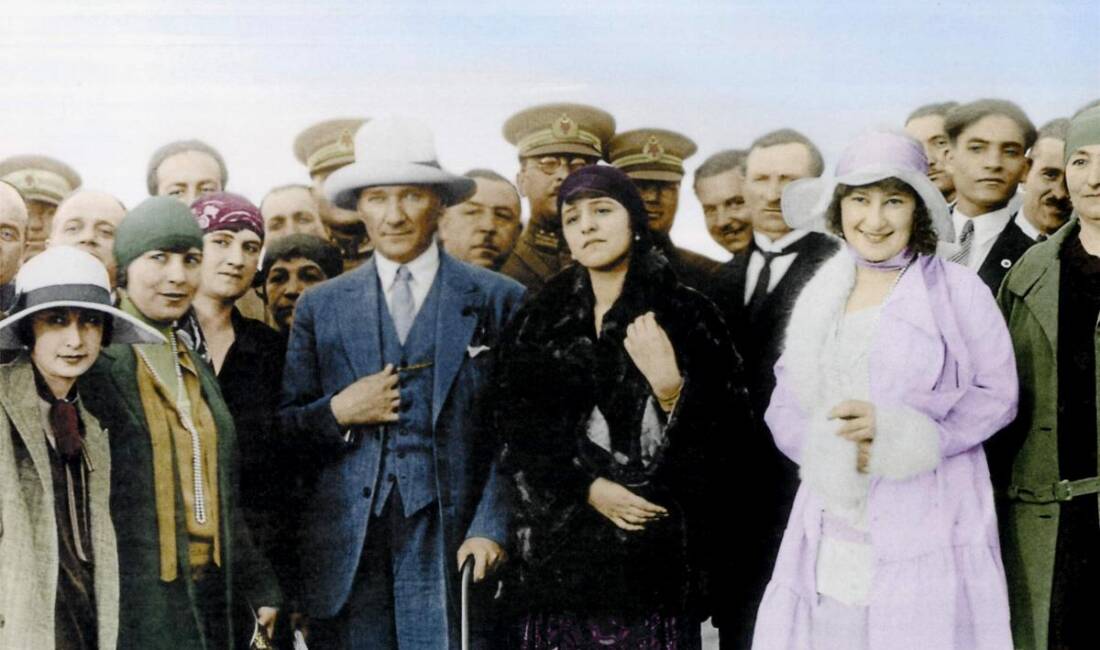Seçme ve seçilme hakkının 91. yılı 5 Aralık 1934’te Atatürk’ün öncülüğünde Türk kadınlarına tanınan seçme ve