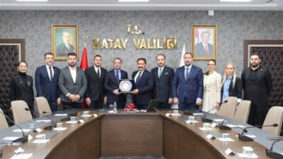 Hatay’da okullara donatı malzemeleri, ekipman ve teknolojik cihazlar kazandırmak, kütüphaneler