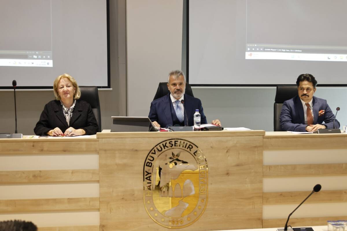 Öntürk: “Bu dönem Hatay’ı raylı sisteme kavuşturuyoruz”