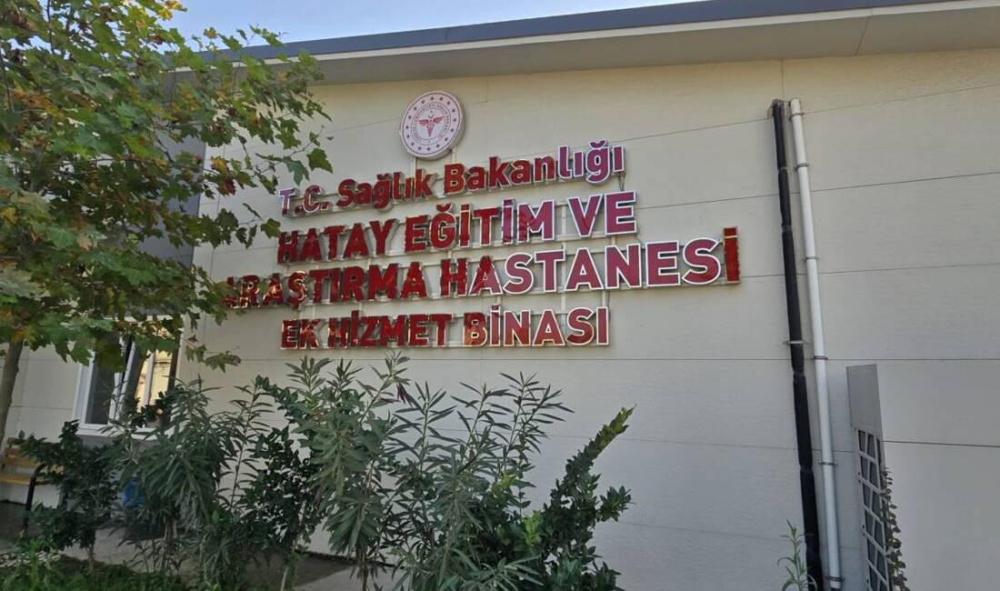 Şirince’de mesai bitmeden hasta kapısı kapandı Hatay’ın Antakya ilçesinde Hatay Eğitim ve Araştırma Hastanesi’nin Şirince’de bulunan