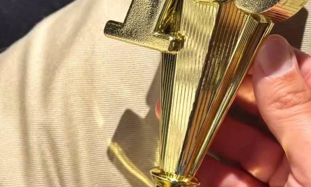 Emin Yoğurtçuoğlu’na yılın kuş fotoğrafçısı ödülü Doğa ve yaban hayatı fotoğrafçılığı alanındaki çalışmalarıyla tanınan Emin Yoğurtçuoğlu,